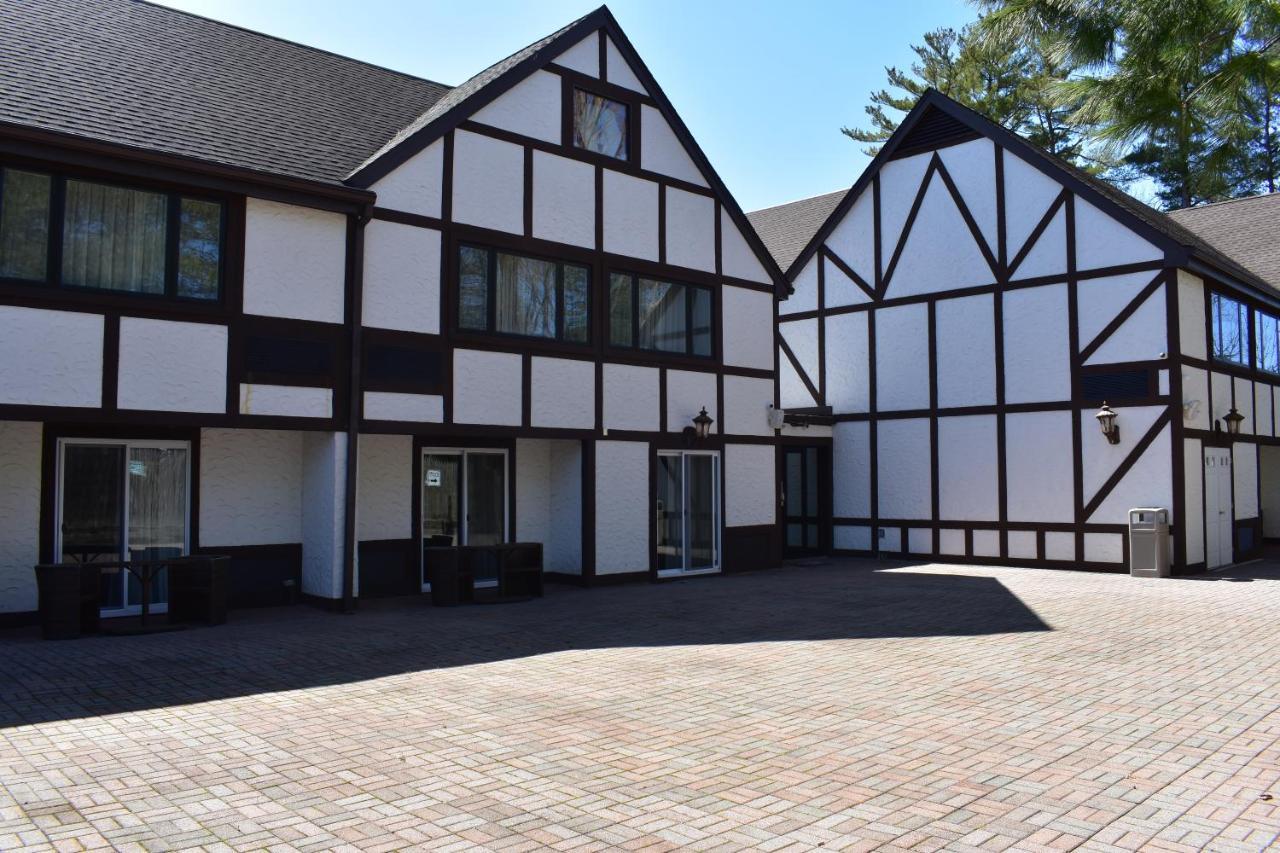 East Norwich Inn Exterior foto